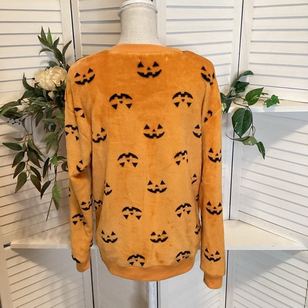 HALLOWEEN PUMPKIN SOFT PULLOVER SIZE LARGE 11/13 - Picture 5 of 7